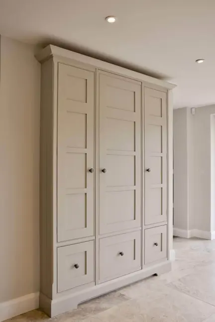 Kitchen Cupboard Painting